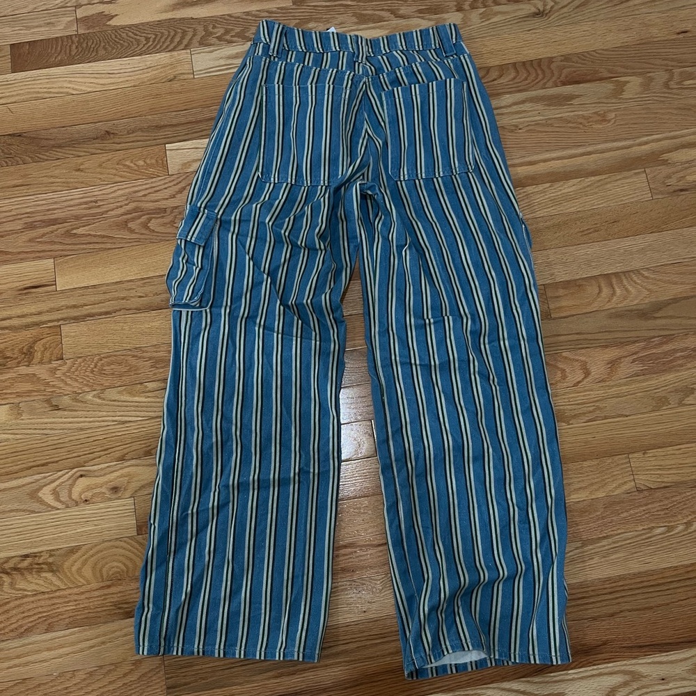 NASTY GAL CARGOS - Picture 3 of 3